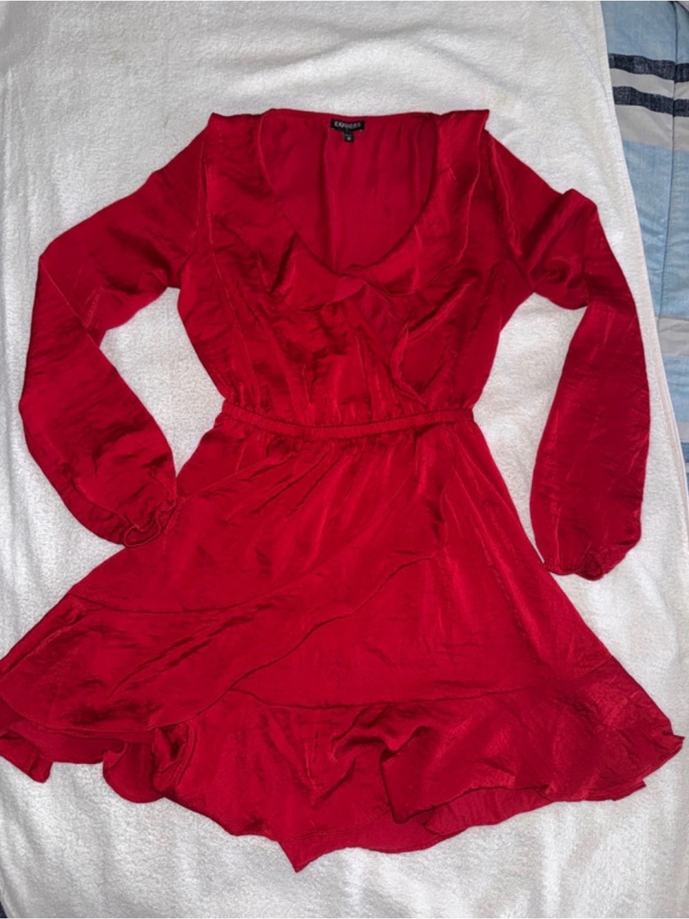 Express Red Long-Sleeve V-Neck Waist-Defined Mini Dress